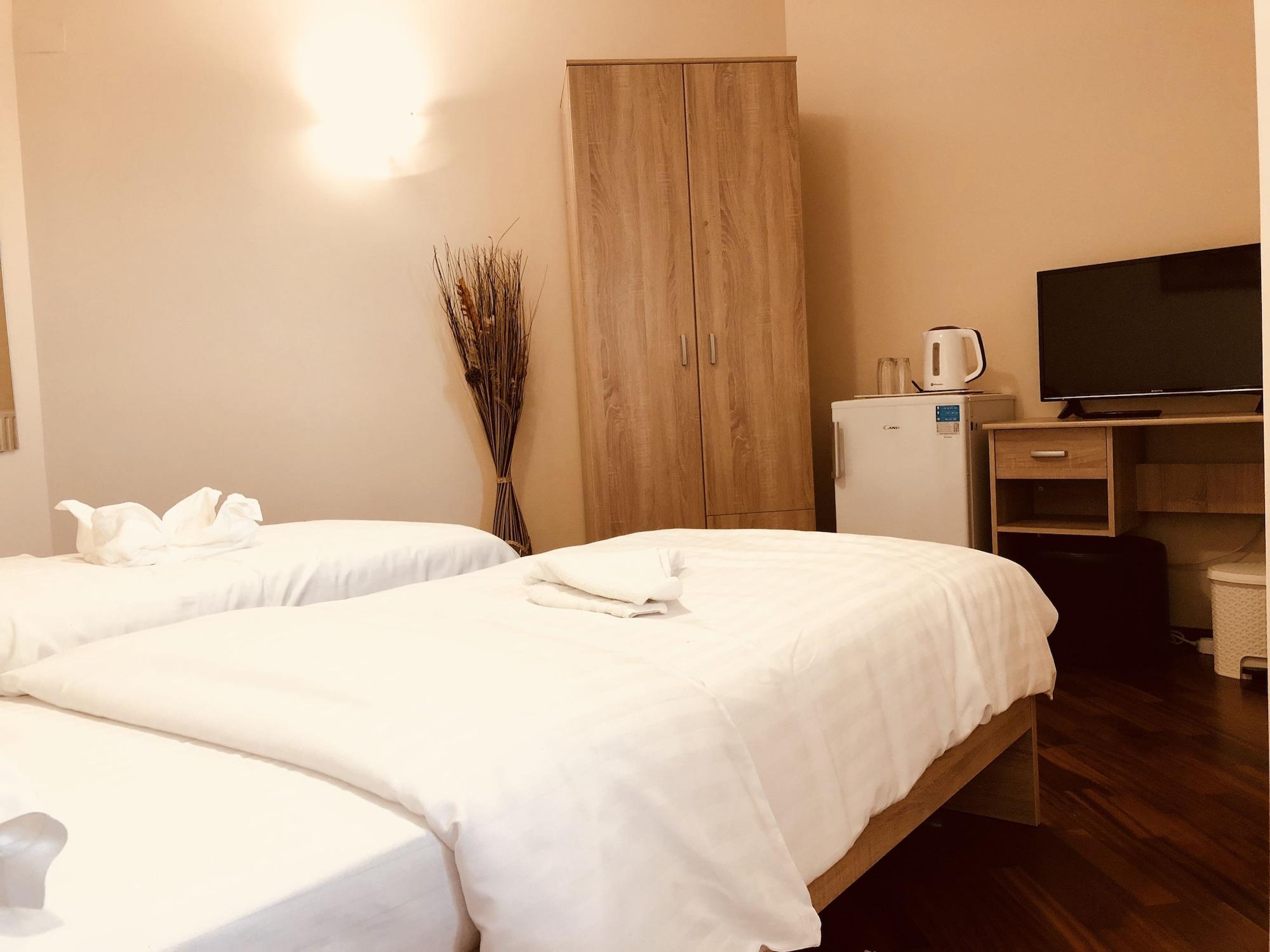 Monte Carlo Palace Rooms بوخارست المظهر الخارجي الصورة