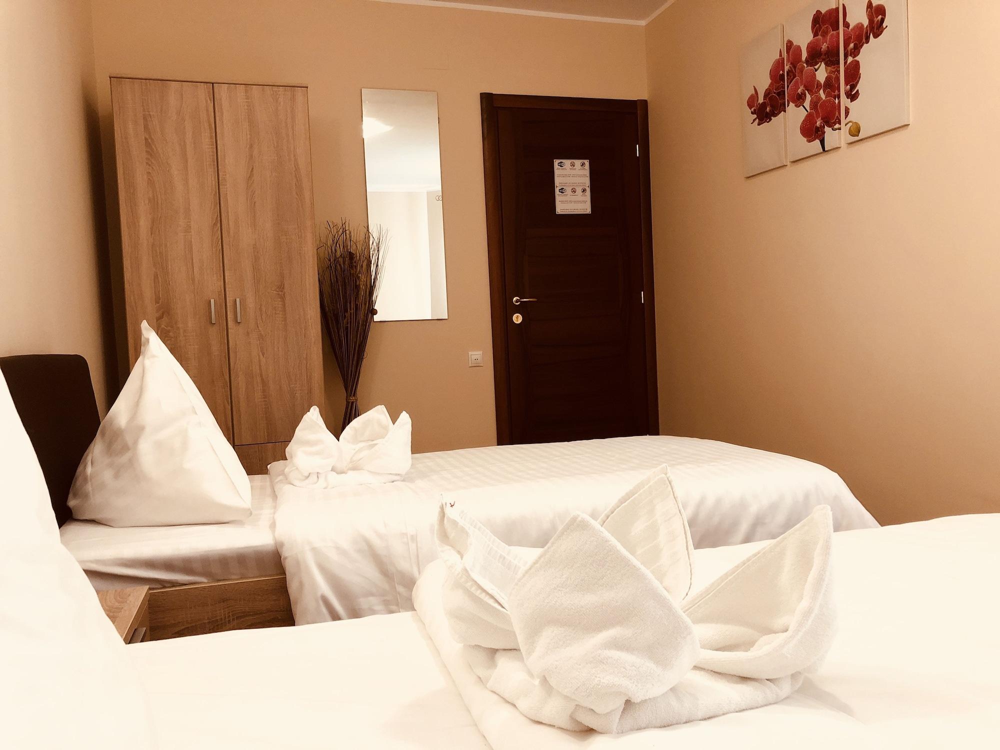 Monte Carlo Palace Rooms بوخارست المظهر الخارجي الصورة