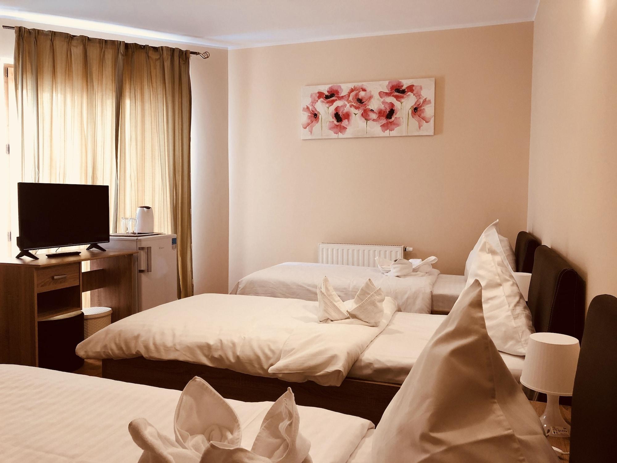 Monte Carlo Palace Rooms بوخارست المظهر الخارجي الصورة
